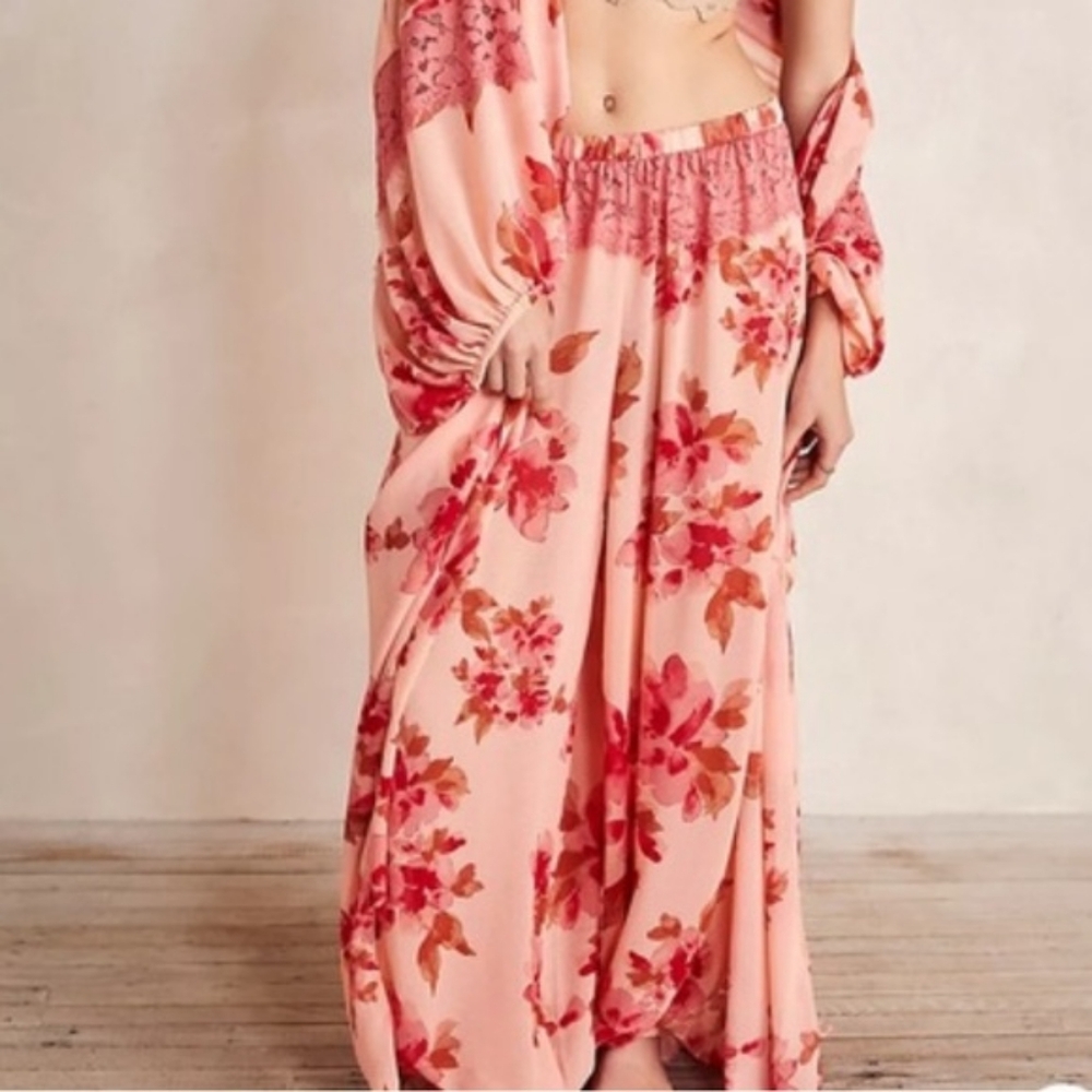 NWOT Free People Monday Morning Lounge Pants. Floral Rose Printed Size Large